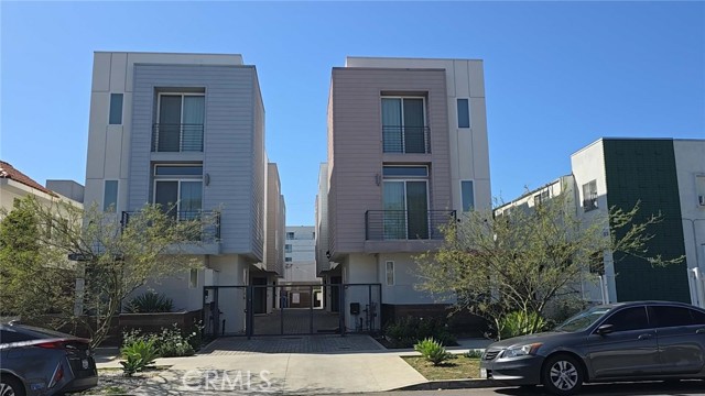 Front Image Thumbnail for CRAR26055103