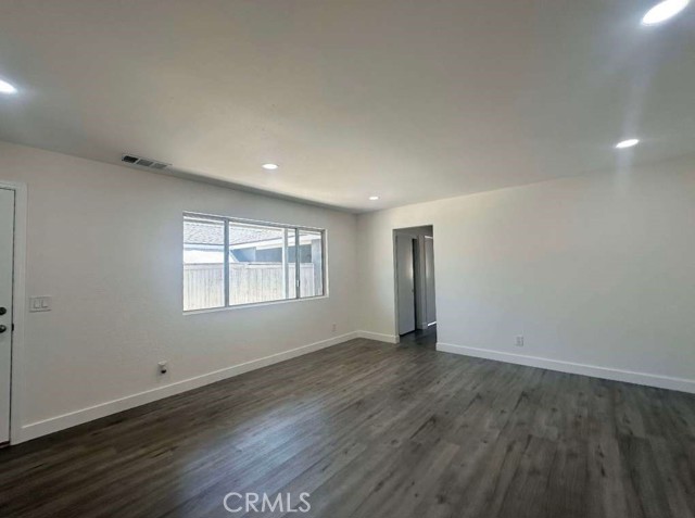 16628 Victor Street, Victorville CA: https://media.crmls.org/medias/401bed55-9130-46a9-a7c1-b48b33413954.jpg