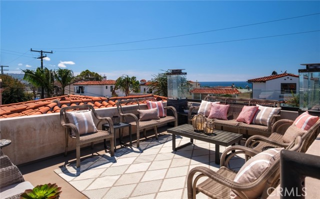 Image 69 of 75 For 1001 4th  