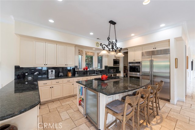 Detail Gallery Image 15 of 52 For 880 11th, Manhattan Beach,  CA 90266 - 5 Beds | 5 Baths