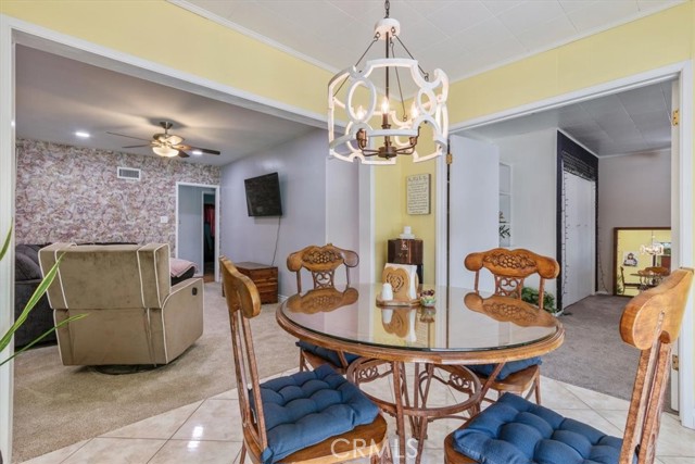 4817 Quartz Hill Rd, Quartz Hill CA: https://media.crmls.org/medias/401df4f2-ea2d-4779-8296-568ebde118ce.jpg