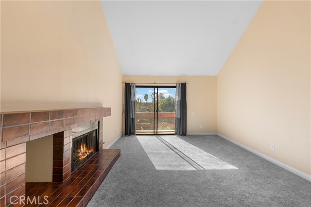 Detail Gallery Image 34 of 52 For 21054 Parthenia #11,  Canoga Park,  CA 91304 - 3 Beds | 3 Baths