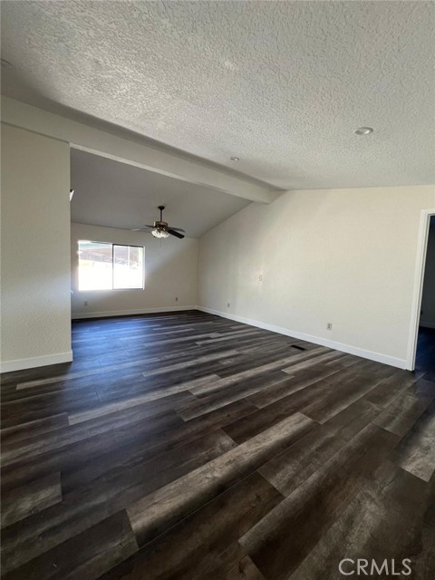 Detail Gallery Image 20 of 26 For 320 N Park Vista St #177,  Anaheim,  CA 92806 - 3 Beds | 2 Baths