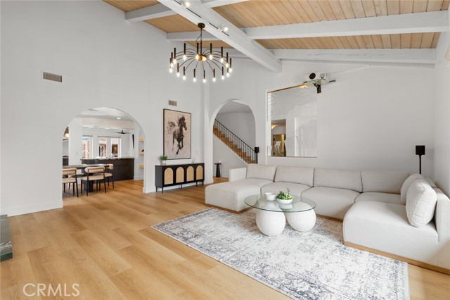 22224 Reynolds Drive, Torrance CA: https://media.crmls.org/medias/401fb386-e24f-4fca-95ff-8a0ff4407fd4.jpg