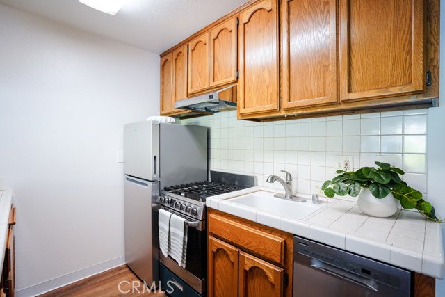 17200 Newhope Street, Fountain Valley CA: https://media.crmls.org/medias/40218ac4-8c2f-4b21-88c3-8520e7e12c83.jpg