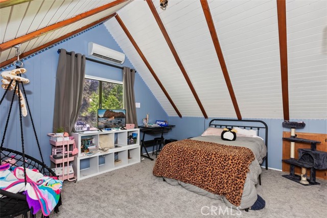 Detail Gallery Image 11 of 22 For 2300 Lausanne Dr, Wrightwood,  CA 92397 - 4 Beds | 2 Baths