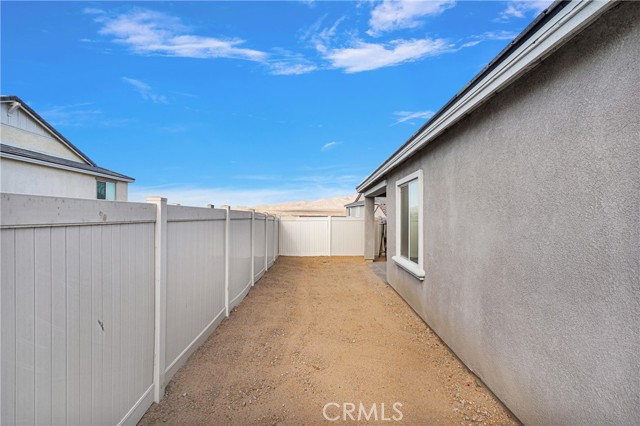 Detail Gallery Image 31 of 37 For 16874 Desert Willow St, Victorville,  CA 92394 - 4 Beds | 2 Baths