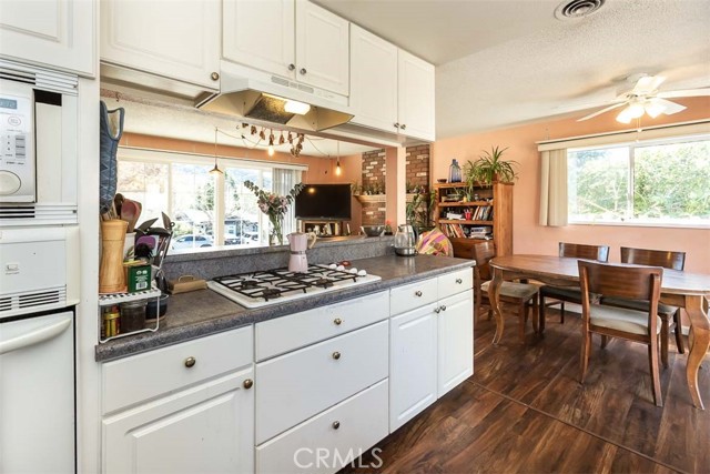 Detail Gallery Image 17 of 50 For 512 Dartmouth, San Luis Obispo,  CA 93405 - 4 Beds | 3 Baths