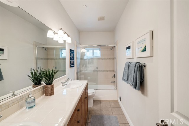 1743 Havemeyer Lane, Redondo Beach CA: https://media.crmls.org/medias/402523c3-af20-441f-9dd1-55db24edc1c2.jpg