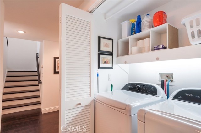 24 Bermuda Court, Manhattan Beach, California 90266, 3 Bedrooms Bedrooms, ,1 BathroomBathrooms,Residential,Sold,Bermuda,SB17026195