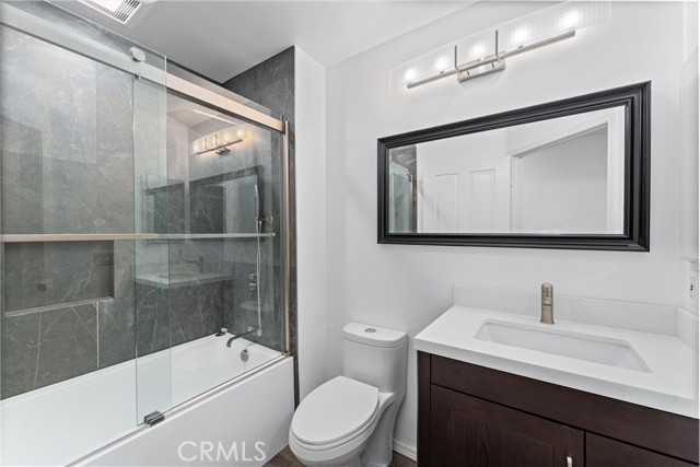 Detail Gallery Image 13 of 25 For 2802 Ladrillo Aisle #25,  Irvine,  CA 92606 - 2 Beds | 2 Baths