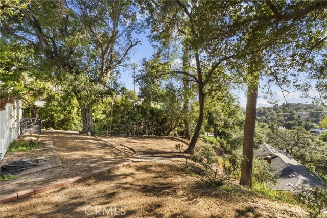 Detail Gallery Image 45 of 54 For 1815 Las Flores Dr, Glendale,  CA 91207 - 4 Beds | 3 Baths