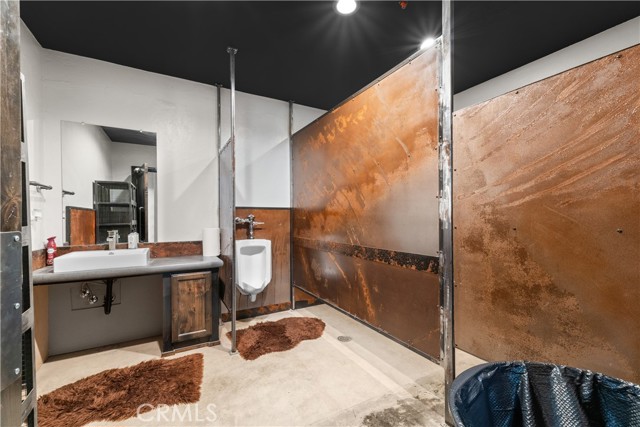 Image 15 of 26 For 510 Robertson