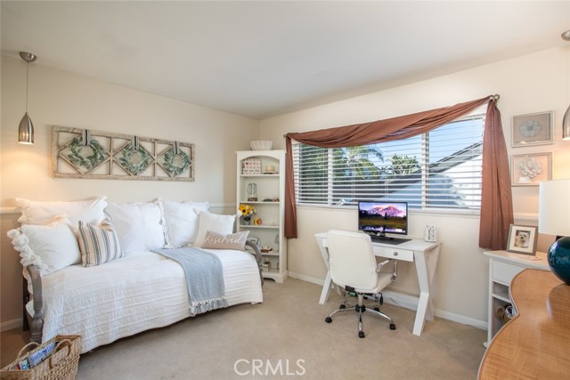 22435 Silver Spur, Lake Forest CA: https://media.crmls.org/medias/40274a9c-45a0-43b4-be56-5793b627a3ea.jpg