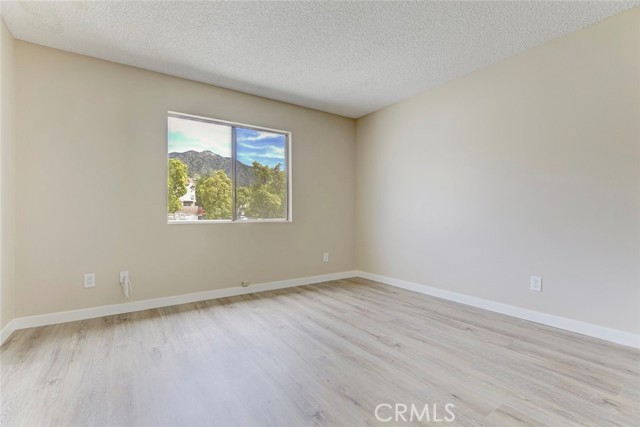 Detail Gallery Image 23 of 33 For 635 E Angeleno #D,  Burbank,  CA 91501 - 2 Beds | 2/1 Baths