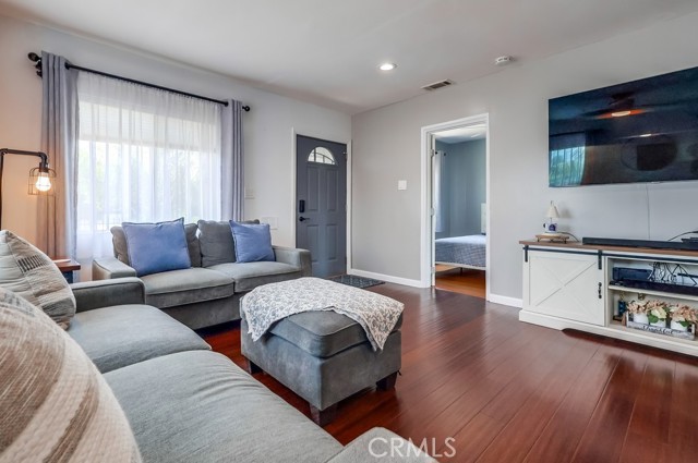 Detail Gallery Image 9 of 47 For 1601 W 67th St, Los Angeles,  CA 90047 - 3 Beds | 1 Baths