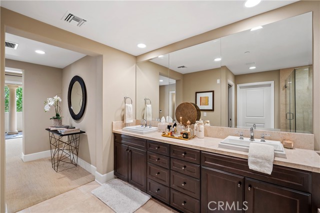 Detail Gallery Image 26 of 42 For 23500 Park Sorrento #D24,  Calabasas,  CA 91302 - 3 Beds | 3/1 Baths