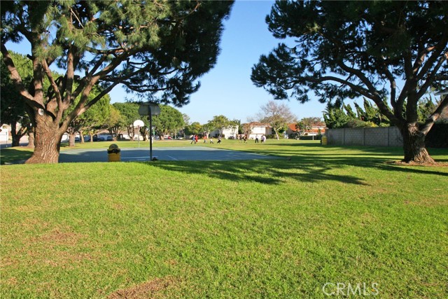 Detail Gallery Image 39 of 44 For 17075 Buttonwood St, Fountain Valley,  CA 92708 - 3 Beds | 3/1 Baths