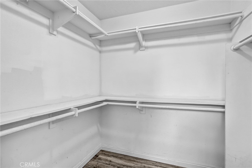 https://media.crmls.org/medias/402893b5-8e3f-473a-b30a-6ec62251a7d0.jpg?preset=X-Large