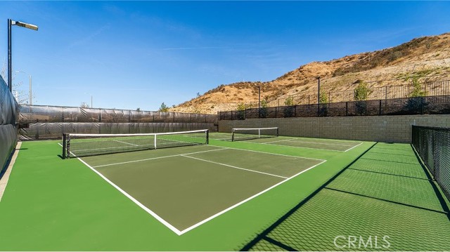 Detail Gallery Image 34 of 41 For 24339 Calle La Roca, Valencia,  CA 91354 - 4 Beds | 4/1 Baths