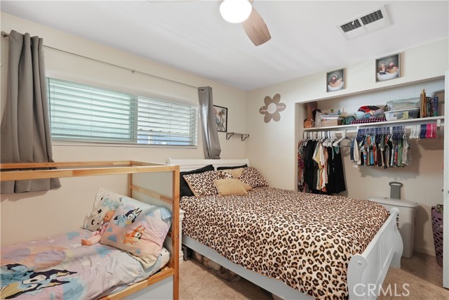 23011 Big Tee Drive, Canyon Lake CA: https://media.crmls.org/medias/402aef58-84f4-466e-8cfd-2fae81c16822.jpg