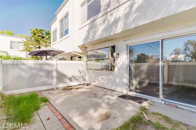 18501 Mayall Street, A photo 2