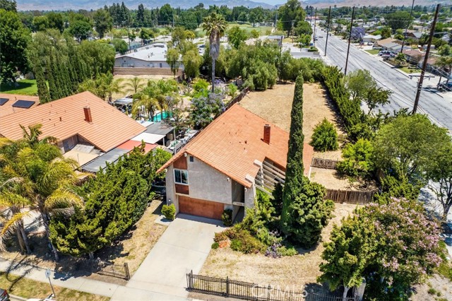 1408 Crocker Street photo 4