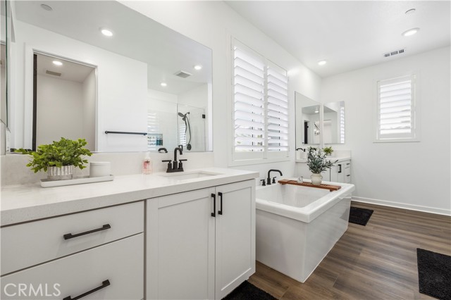 Detail Gallery Image 34 of 74 For 28445 Sunny Ridge Terrace, Castaic,  CA 91384 - 4 Beds | 3/1 Baths