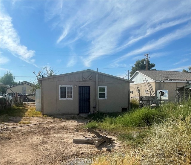 226 Cottonwood Lane, Blythe CA: https://media.crmls.org/medias/402b538b-cf34-4e63-85a8-8d2c2788b258.jpg