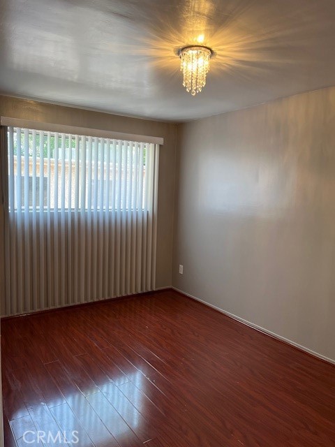 Detail Gallery Image 7 of 14 For 17135 Roscoe Bld #1,  Northridge,  CA 91325 - 2 Beds | 1/1 Baths