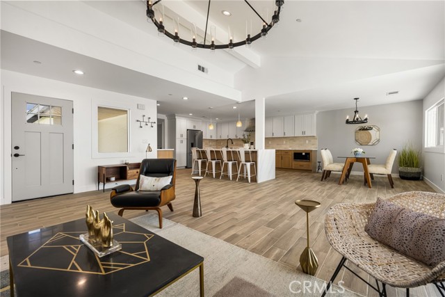 235 Via Ballena, San Clemente CA: https://media.crmls.org/medias/402bde3f-a621-4b65-be2d-313c1a81f2c2.jpg