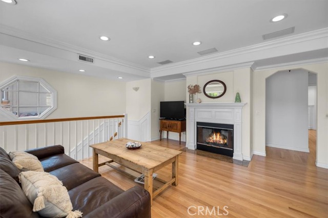 593 26th Street, Manhattan Beach, California 90266, 3 Bedrooms Bedrooms, ,2 BathroomsBathrooms,Residential,Sold,26th,SB22189948