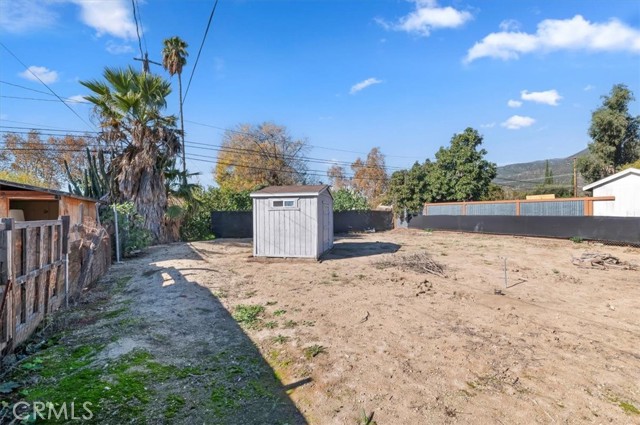 Detail Gallery Image 30 of 32 For 4694 N Mayfield, San Bernardino,  CA 92407 - 2 Beds | 1 Baths