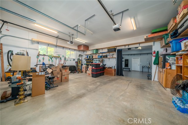 14274 Regina Way, Cobb CA: https://media.crmls.org/medias/402c1869-5206-4dab-8120-74bb3364e37b.jpg