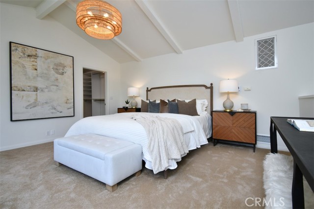 4058 Shadyglade Avenue, Studio City CA: https://media.crmls.org/medias/402d9719-4c5d-4902-9971-728bb4648380.jpg