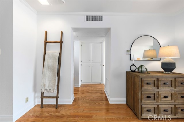 Detail Gallery Image 9 of 41 For 201 Bay Shore Ave #104,  Long Beach,  CA 90803 - 2 Beds | 2 Baths