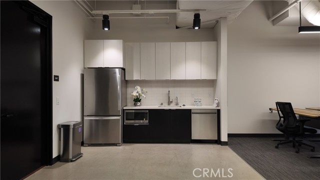  Commercial for Sale in Costa Mesa, California