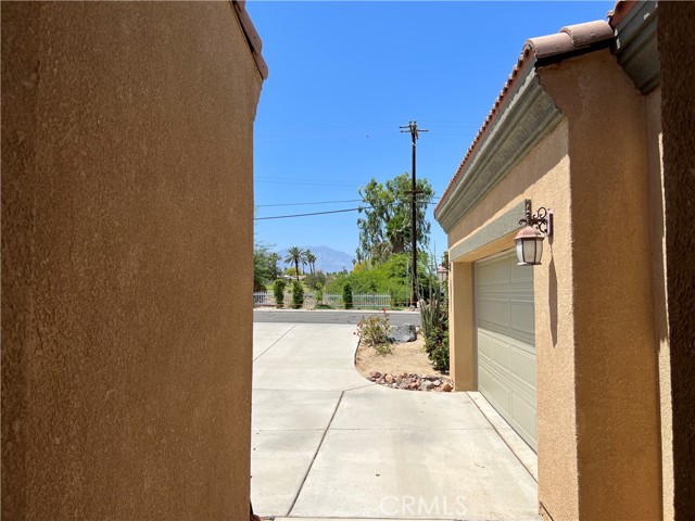 Image 44 of 53 For 77184 California Drive