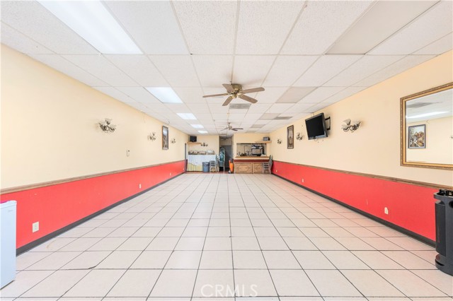1020 E K E Avenue, Lancaster CA: https://media.crmls.org/medias/402e93c3-b94e-4acf-9094-7bb338110a99.jpg