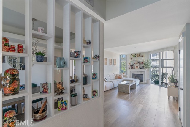 171 N Church Lane, Los Angeles CA: https://media.crmls.org/medias/402efd86-c394-4183-8d28-e58f4a4911e1.jpg