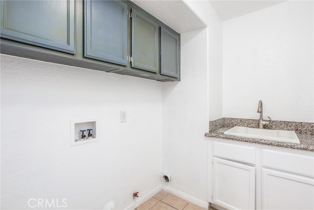 Detail Gallery Image 15 of 36 For 6714 Country Oaks Dr, Highland,  CA 92346 - 5 Beds | 3 Baths