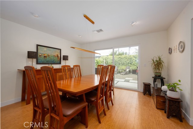 6017 Carnegie Street, San Diego CA: https://media.crmls.org/medias/402ff5a4-b386-4564-9790-c8d246f06e79.jpg
