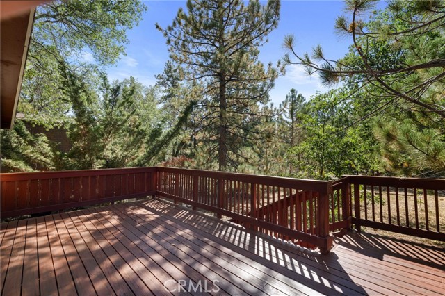682 Talmadge Road, Big Bear Lake CA: https://media.crmls.org/medias/403000d9-31cb-442e-8b28-d4cfa7aa911e.jpg