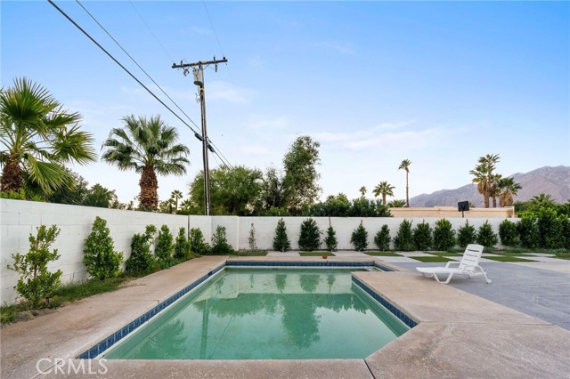 Detail Gallery Image 5 of 34 For 2940 N Chuperosa, Palm Springs,  CA 92262 - 3 Beds | 2 Baths