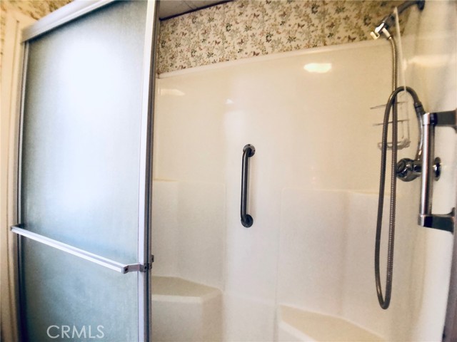 Detail Gallery Image 17 of 38 For 1251 E Lugonia Ave #69,  Redlands,  CA 92374 - 2 Beds | 2 Baths