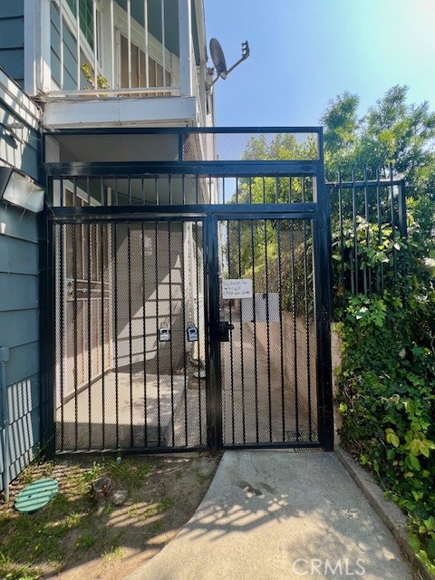 Detail Gallery Image 41 of 57 For 812 Inglewood, Inglewood,  CA 90302 - 2 Beds | 2/1 Baths