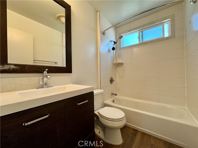 8863 San Bernardino Road, Rancho Cucamonga CA: https://media.crmls.org/medias/4032a2da-6feb-402e-8361-a6688de4c72b.jpg