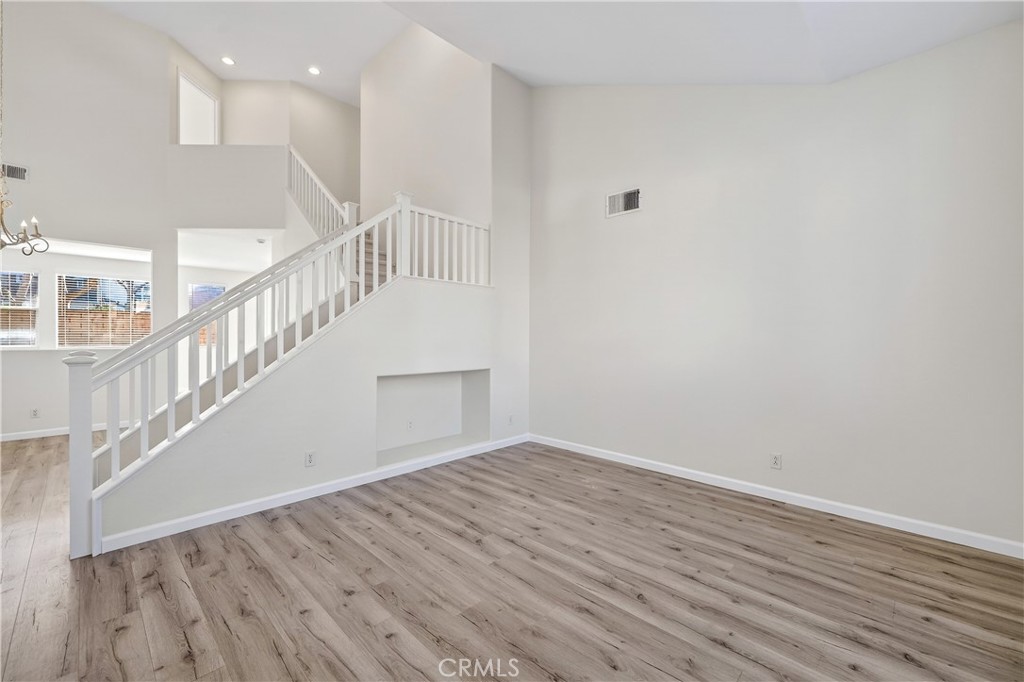 MLS #OC25263276 image #6