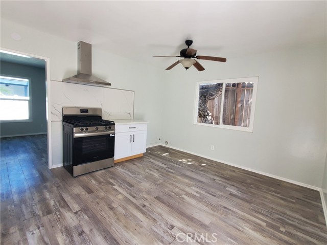 Detail Gallery Image 13 of 21 For 25913 Hillworth Ave, Lomita,  CA 90717 - 2 Beds | 1 Baths