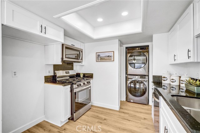 Detail Gallery Image 9 of 25 For 3110 Cochise Way #91,  Fullerton,  CA 92833 - 2 Beds | 2/1 Baths